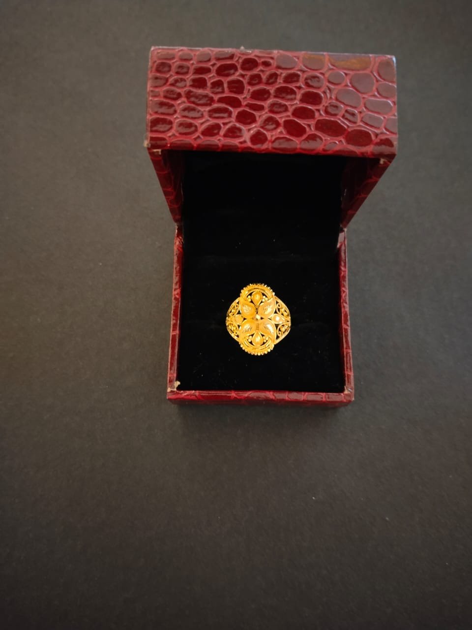 How to Care for Your Gold Jewelry